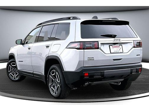 Silver Zynith Clearcoat 2026 Jeep Cherokee Limited