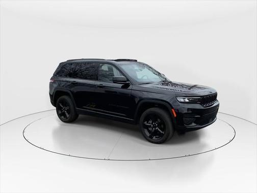 2024 Jeep Grand Cherokee Altitude