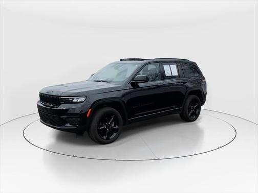 2024 Jeep Grand Cherokee Altitude
