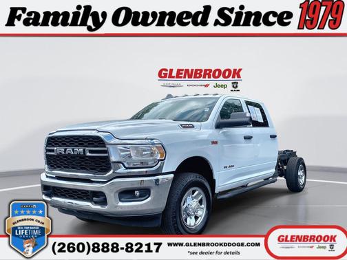 2022 RAM 2500 Tradesman Crew Cab 4x4 8' Box