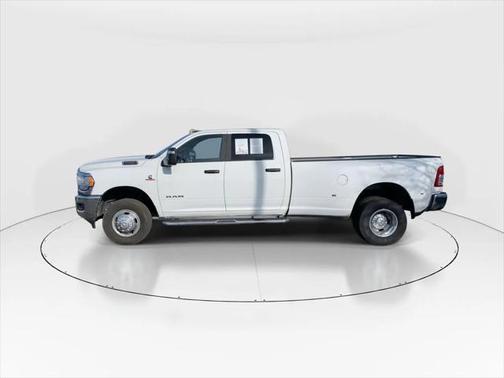 2024 RAM 3500 Big Horn Crew Cab 4x4 8' Box