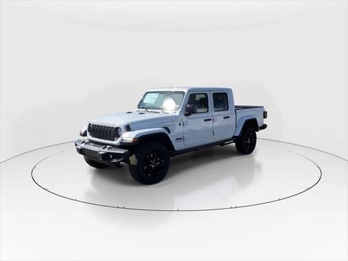 2025 Jeep Gladiator Nighthawk