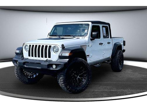 Bright White Clearcoat 2020 Jeep Gladiator Sport S