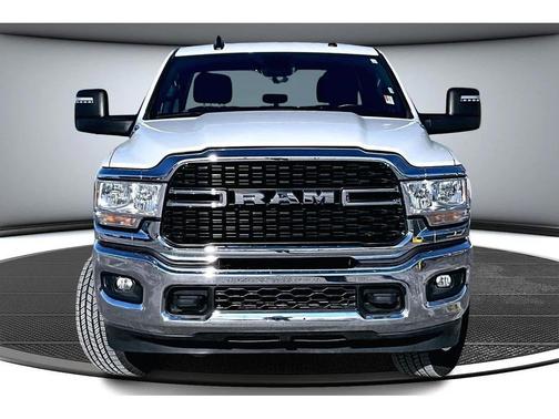 2024 RAM 3500 Big Horn Crew Cab 4x4 8' Box