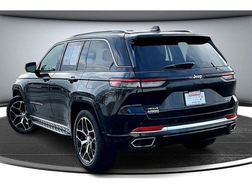 2024 Jeep Grand Cherokee Summit