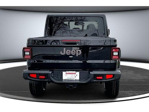 Black Clearcoat 2026 Jeep Gladiator Rubicon