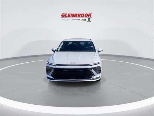 2025 Hyundai SONATA SE
