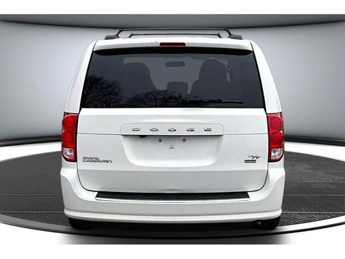 2016 Dodge Grand Caravan R/T