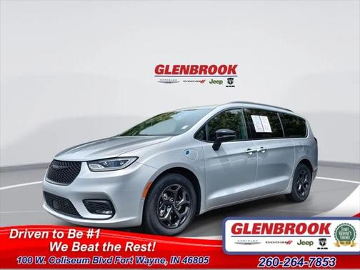 2024 Chrysler Pacifica Touring L