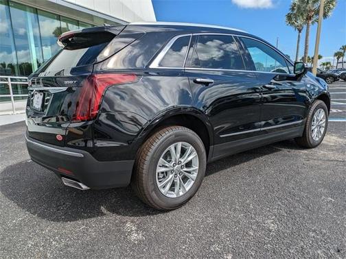 2025 Cadillac XT5 Luxury