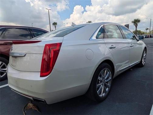2013 Cadillac XTS Luxury