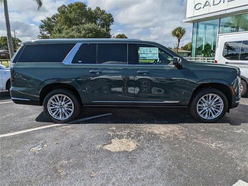 2026 Cadillac Escalade ESV Luxury