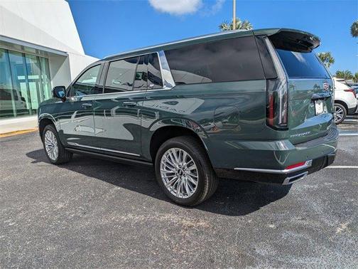 2026 Cadillac Escalade ESV Luxury