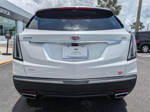 2025 Cadillac XT5 Sport
