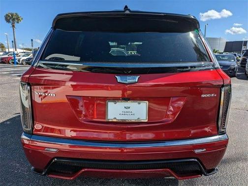 2026 Cadillac VISTIQ Platinum