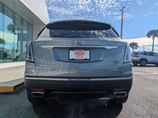 2023 Cadillac XT5 Sport