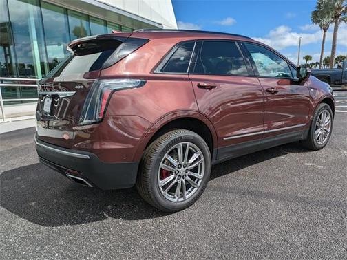 2022 Cadillac XT5 Sport