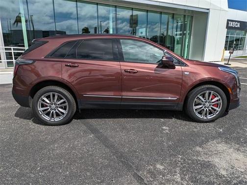 2022 Cadillac XT5 Sport