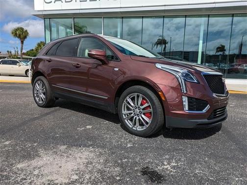 2022 Cadillac XT5 Sport