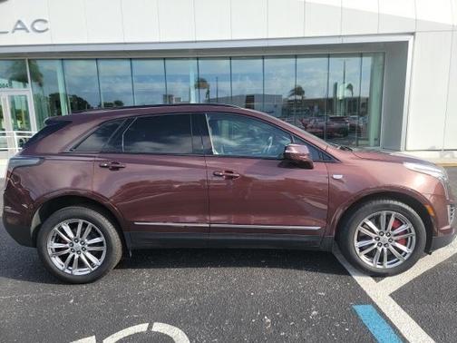 2022 Cadillac XT5 Sport