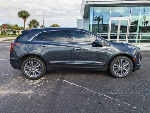 2023 Cadillac XT5 Premium Luxury