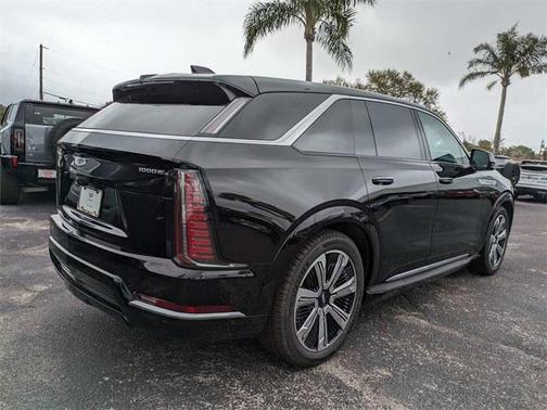 2025 Cadillac Escalade IQ Luxury 2