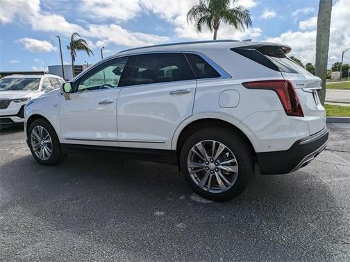 2025 Cadillac XT5 Premium Luxury