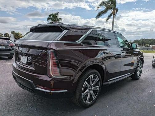 2025 Cadillac Escalade IQ Luxury 1