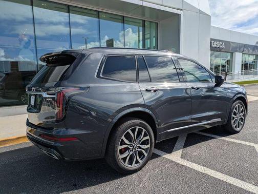 2023 Cadillac XT6 Sport AWD