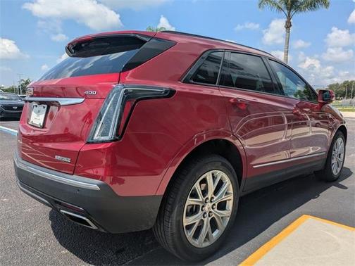2020 Cadillac XT5 Sport
