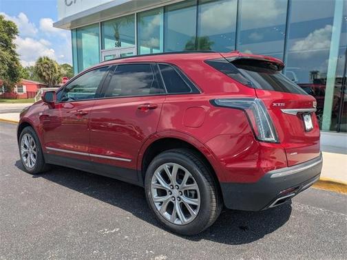 2020 Cadillac XT5 Sport