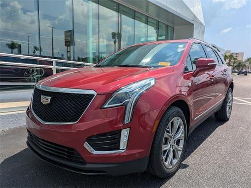 2020 Cadillac XT5 Sport