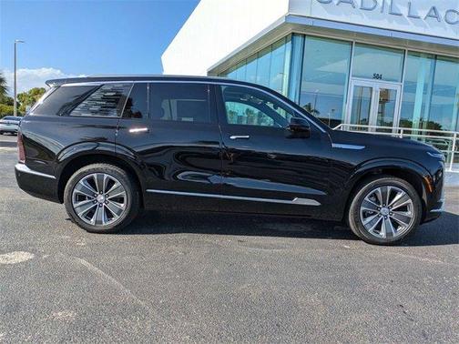 2026 Cadillac VISTIQ Luxury