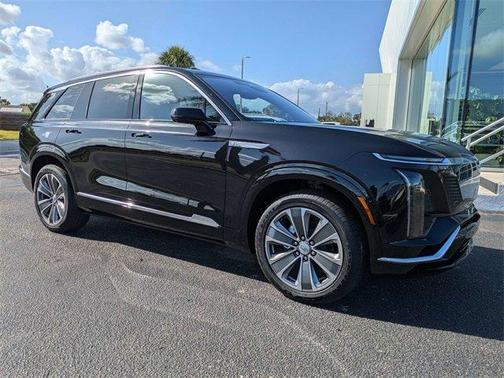 2026 Cadillac VISTIQ Luxury