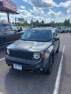 2017 Jeep Renegade Trailhawk