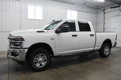 Bright White Clearcoat 2026 RAM 3500 Tradesman Crew Cab 4x4 6'4' Box