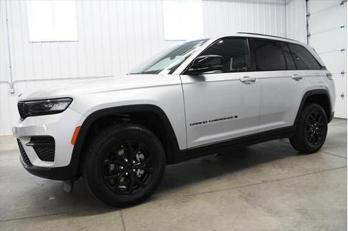 2024 Jeep Grand Cherokee Altitude