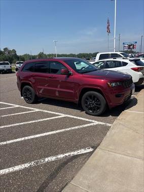 2021 Jeep Grand Cherokee Laredo