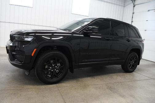 2024 Jeep Grand Cherokee Altitude