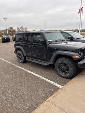2023 Jeep Wrangler Willys