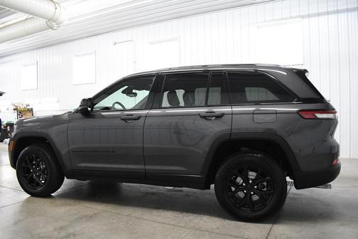 2024 Jeep Grand Cherokee Altitude