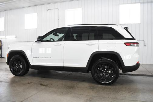2024 Jeep Grand Cherokee Altitude