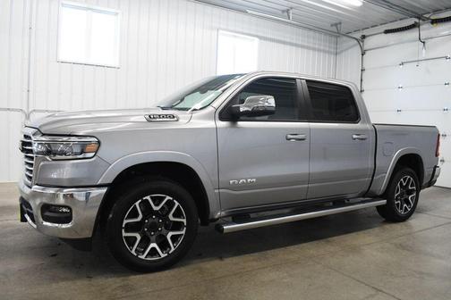 Billet Silver Metallic Clearcoat 2025 RAM 1500 Laramie