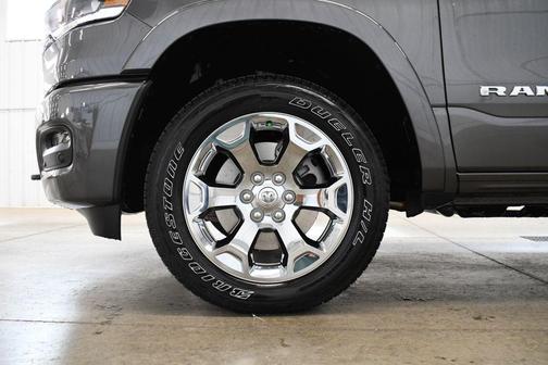 Granite Crystal Metallic Clearcoat 2026 RAM 1500 Big Horn/Lone Star