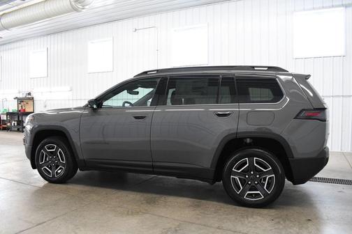 Sting-Gray Clearcoat 2026 Jeep Cherokee Limited