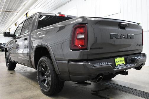 Granite Crystal Metallic Clearcoat 2026 RAM 1500 Big Horn/Lone Star
