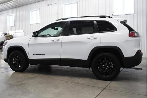2023 Jeep Cherokee Altitude