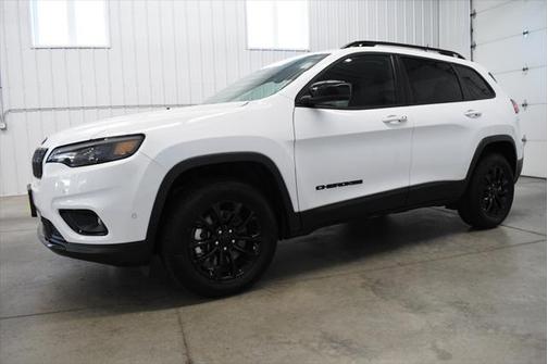 2023 Jeep Cherokee Altitude