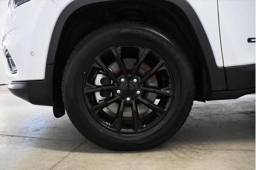 2023 Jeep Cherokee Altitude