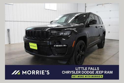 Diamond Black Crystal Pearlcoat 2024 Jeep Grand Cherokee Limited